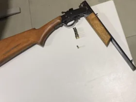 PM prende homem por ameaçar esposa com arma em Juína