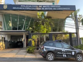 Polícia investiga metanol em bebida e alerta em MT