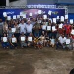Prefeito entrega 78 escrituras aos moradores da Comunidade Belo Ramo em Sinop