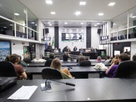 Prefeito secretarios e primeira dama debatem revitalizacao do Centro Historico de Cuiaba na Camara