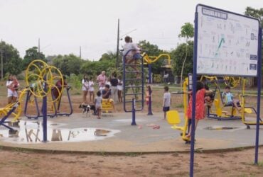 Prefeitura de Sinop entrega praca construida em parceria com Judiciario entidade e iniciativa privada