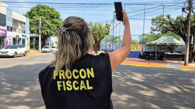 Procon de Sorriso fiscaliza operadoras apos apagoes no servico
