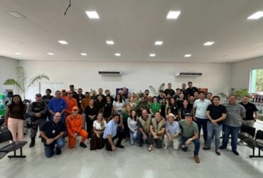 Projeto Meio Ambiente Itinerante chega a 100 mil atendimentos e ganha destaque com visita de deputados em Sinop