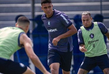 Remo x Chapecoense: onde assistir, escalações e tudo sobre o grande duelo da Série B no Baenão. Imagem: Samara Miranda Remo