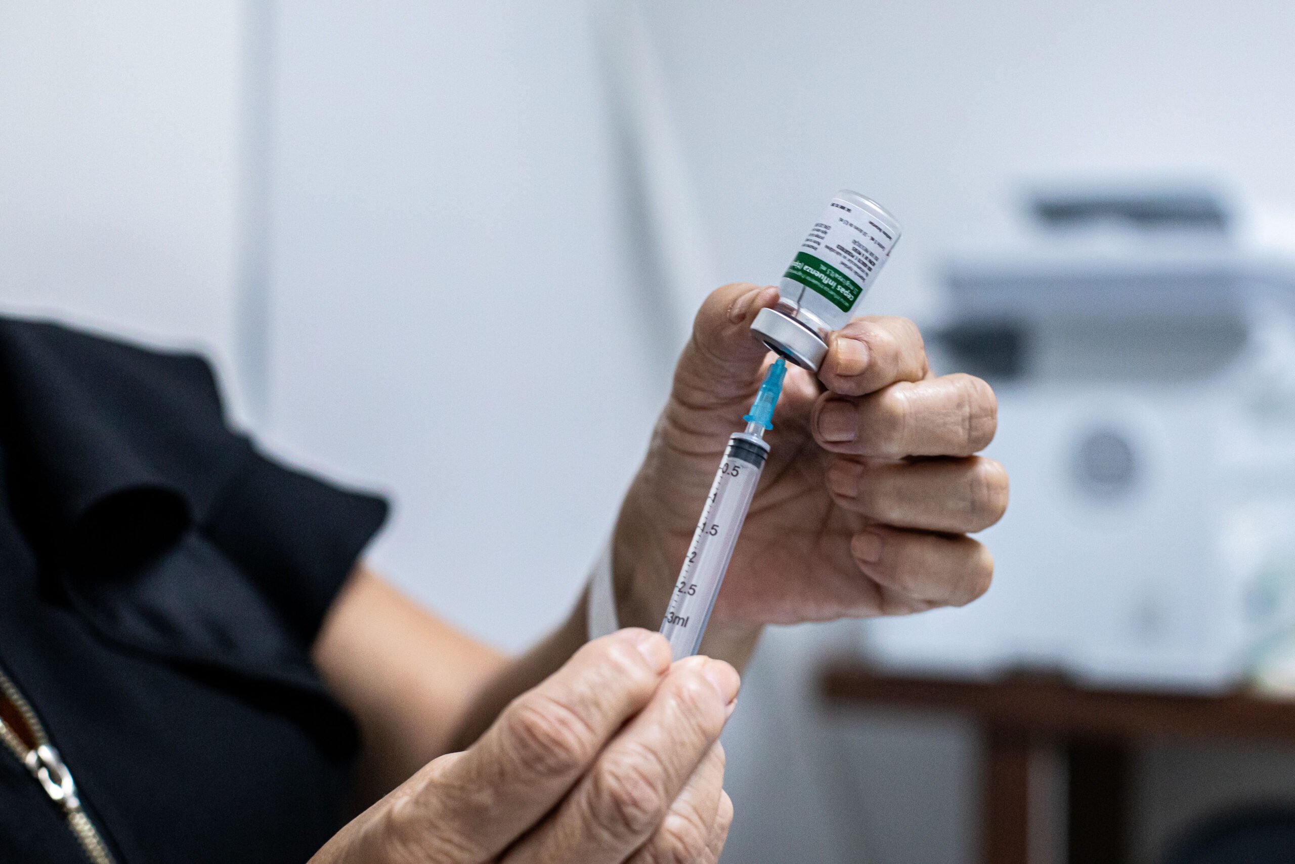 Vacinacao contra meningite esta disponivel nas Unidades de Saude de Cuiaba scaled