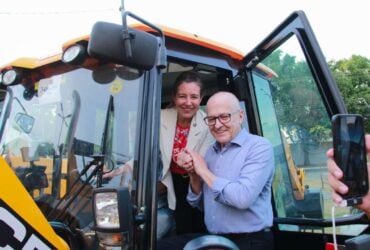 Varzea Grande recebe R 3 milhoes em equipamentos para agricultura familiar