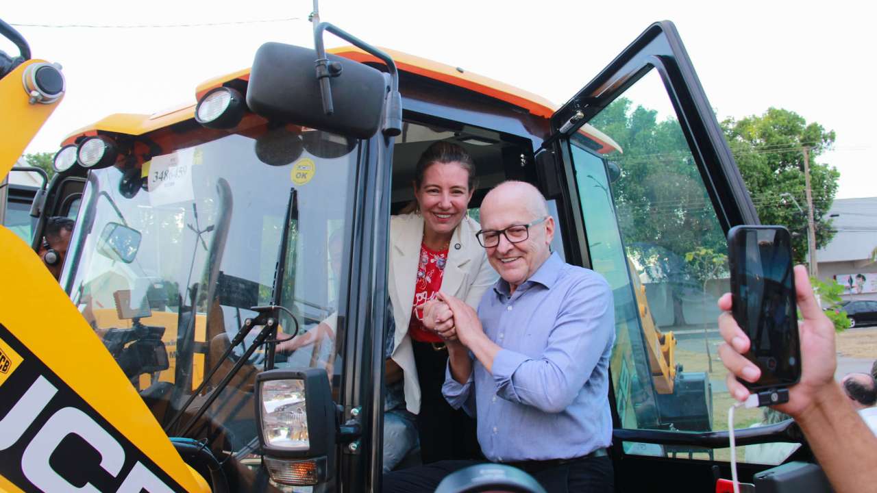 Varzea Grande recebe R 3 milhoes em equipamentos para agricultura familiar