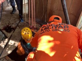 A vítima foi localizada em um poço no bairro São José do Operário; operação exigiu uso de bomba de sucção e cuidados com risco de contaminação