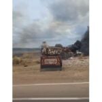 Acidente ocorreu no final da manhã desta segunda-feira (13) no km 290 da rodovia; veículo que transportava pedras saiu da pista e pegou fogo.