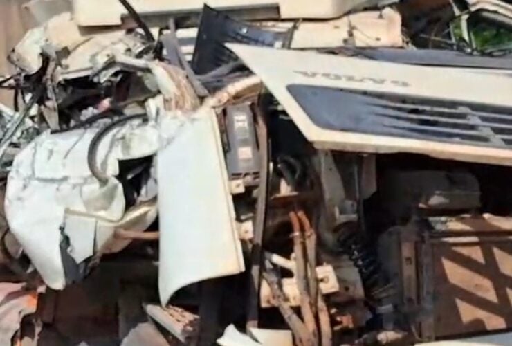 Motoristas saem ilesos e recusam encaminhamento médico; Polícia Rodoviária Federal vai apurar causa da ocorrência