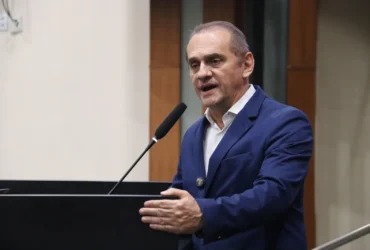 Wilson Santos cobra justiça por consignados irregulares