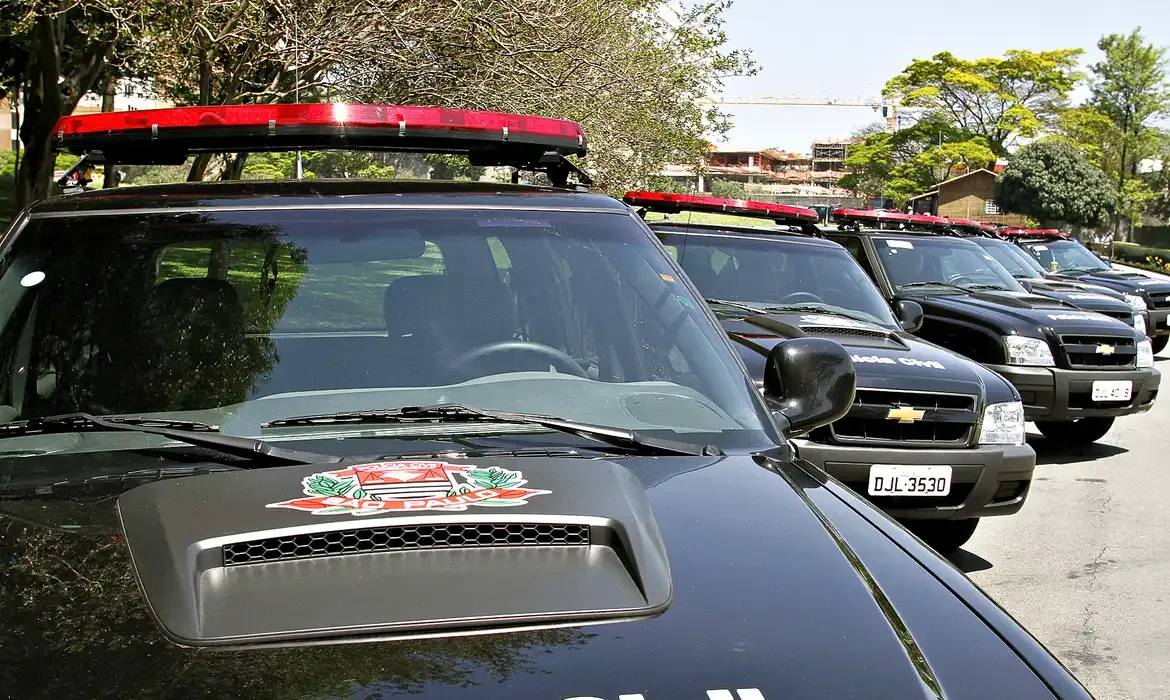 Polícia prende suspeito ligado à falsificação de bebidas alcoólicas em São Paulo