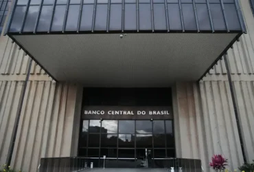 Mercado financeiro projeta inflação de 4,72% em 2025, segundo Boletim Focus