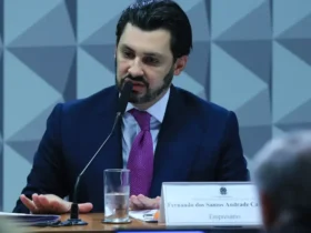 CPMI do INSS: empresário Fernando Cavalcanti mantém silêncio após responder a relator