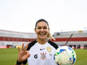 Corinthians goleia Boca Juniors e avança à semifinal da Libertadores Feminina
