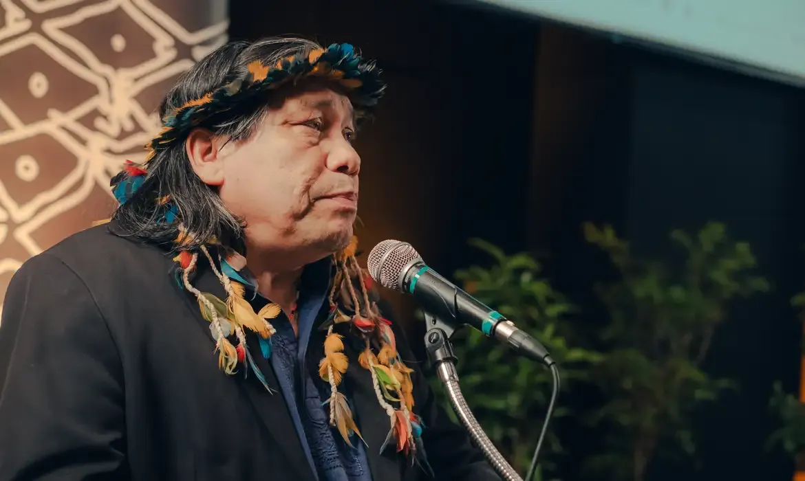 Encontro de escritores indígenas celebra 20 anos de resistência no Rio
