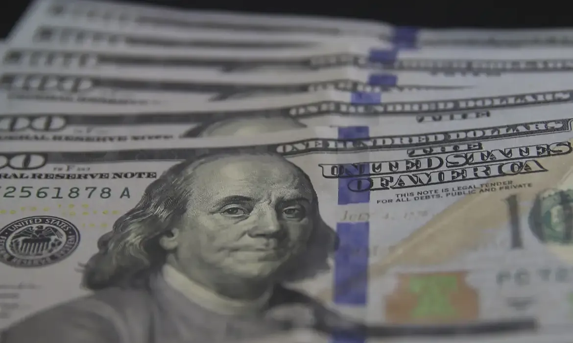 Balança comercial registra superávit de US$ 2,99 bi em setembro apesar da alta das importações