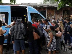 Tiroteio no Rio deixa 64 mortos e causa pânico entre moradores
