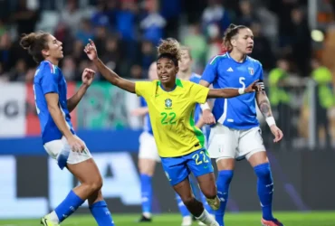 Brasil mantém hegemonia com vitória sobre a Itália no futebol feminino