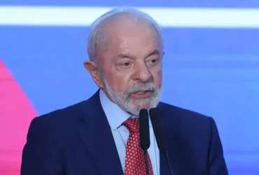Lula defende soberania e critica interferência dos EUA na Venezuela