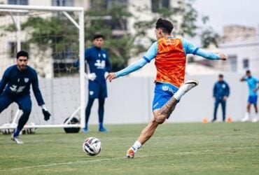 Avaí x Athletic: onde assistir, escalações e tudo sobre o duelo decisivo pela Série B 2025. Imagem: Leandro Boeira/Avaí