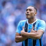 lg-noticias-com-3-gols-de-carlos-vinicius--gra-mio-bate-o-juventude-na-arena-45226