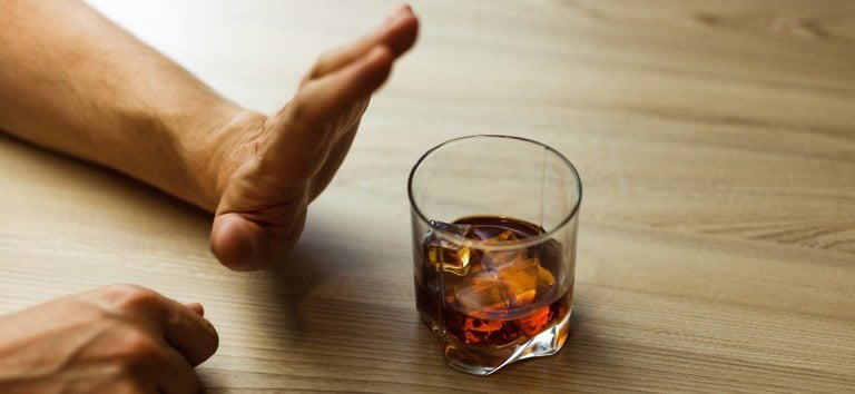 Homem morre com suspeita de intoxicação por metanol em Mato Grosso - Divulgação