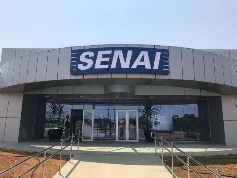 sede senai lrv fachada