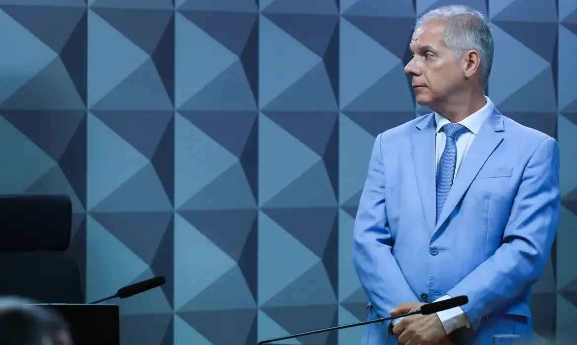 Ex-presidente do INSS recebia R$ 250 mil mensais de propina, diz PF