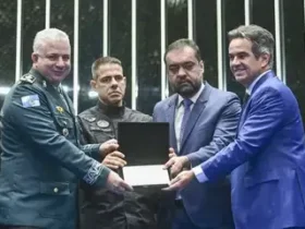Polícia apreende arsenal com 30 pistolas em ônibus que seguia para o Rio