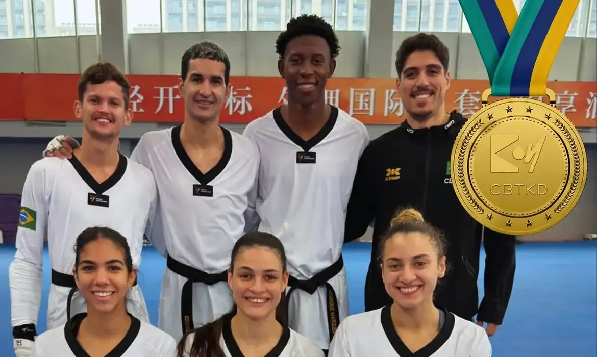 Brasil conquista tricampeonato na Copa do Mundo de taekwondo por equipes