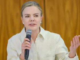 Gleisi manifesta apoio a presidente do México após assédio