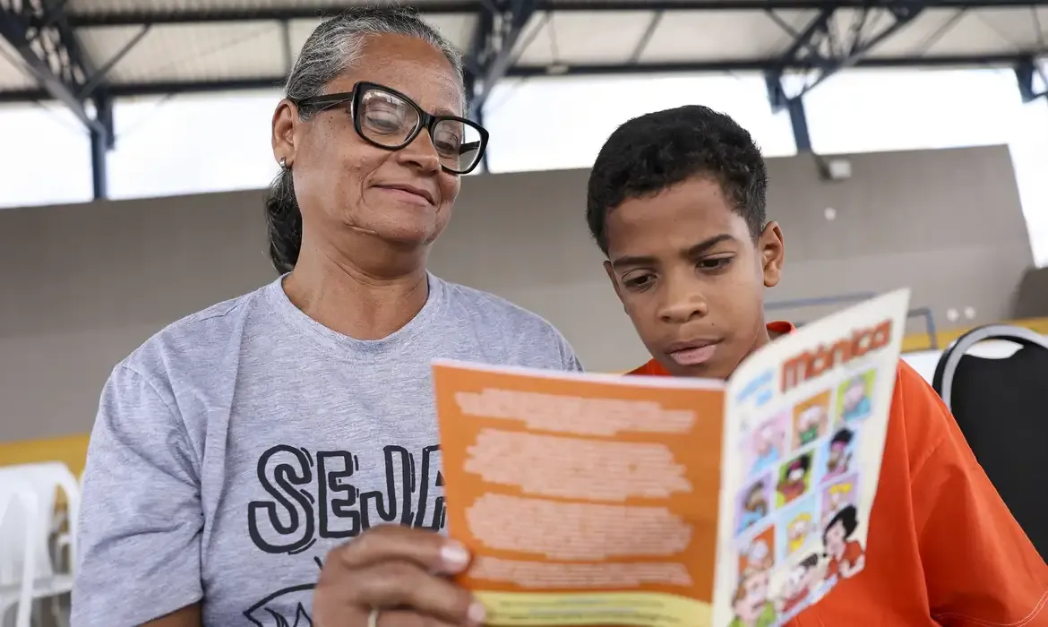 Convívio entre gerações combate etarismo e fortalece saúde de idosos