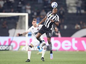 Vitória x Botafogo: onde assistir ao vivo e escalações do duelo pela 33ª rodada do Brasileirão. Imagem: Vitor Silva/BFR