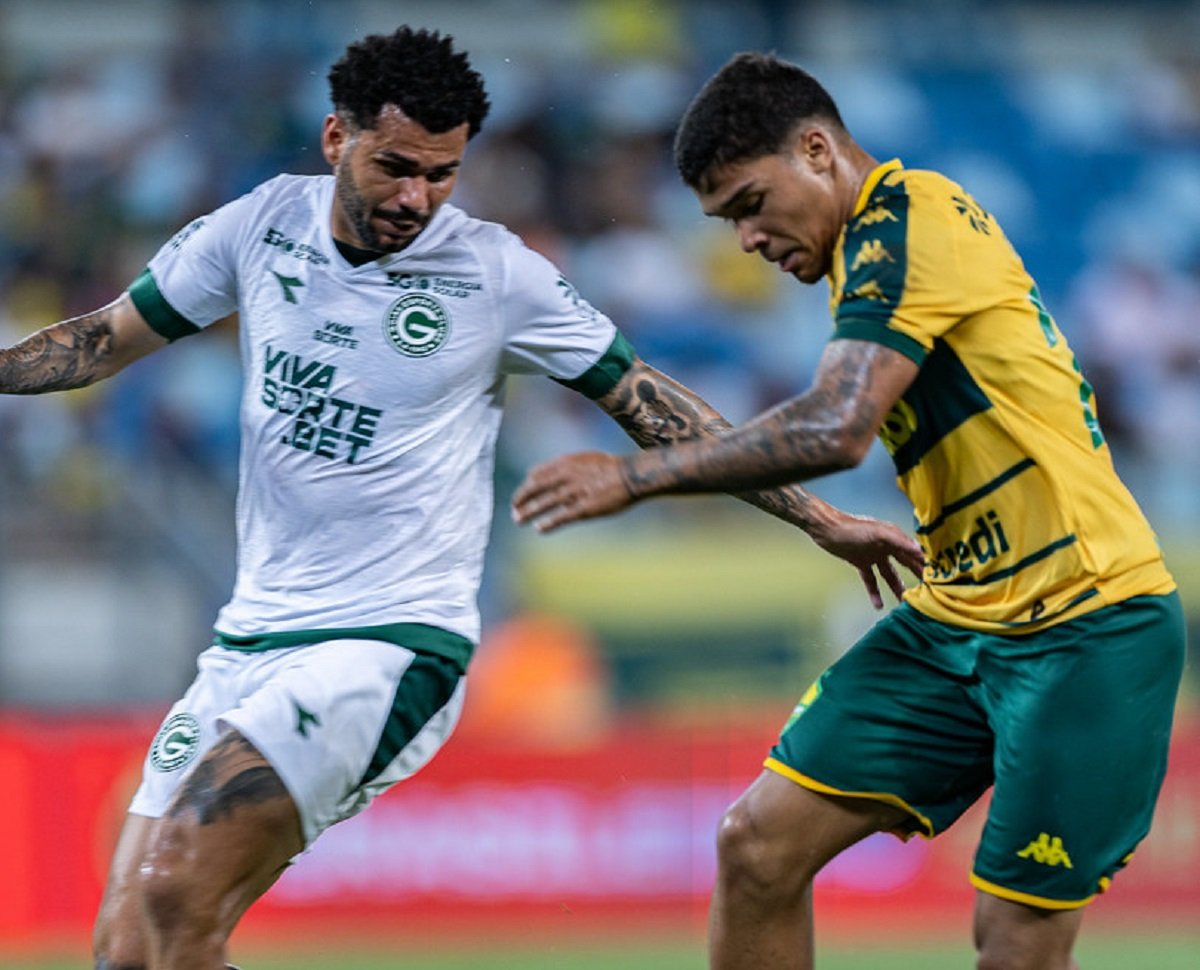 Lance do jogo entre Cuiabá x Goiás. Imagem: AssCom Dourada Lance do jogo entre Cuiabá x Goiás. Imagem: AssCom Dourada