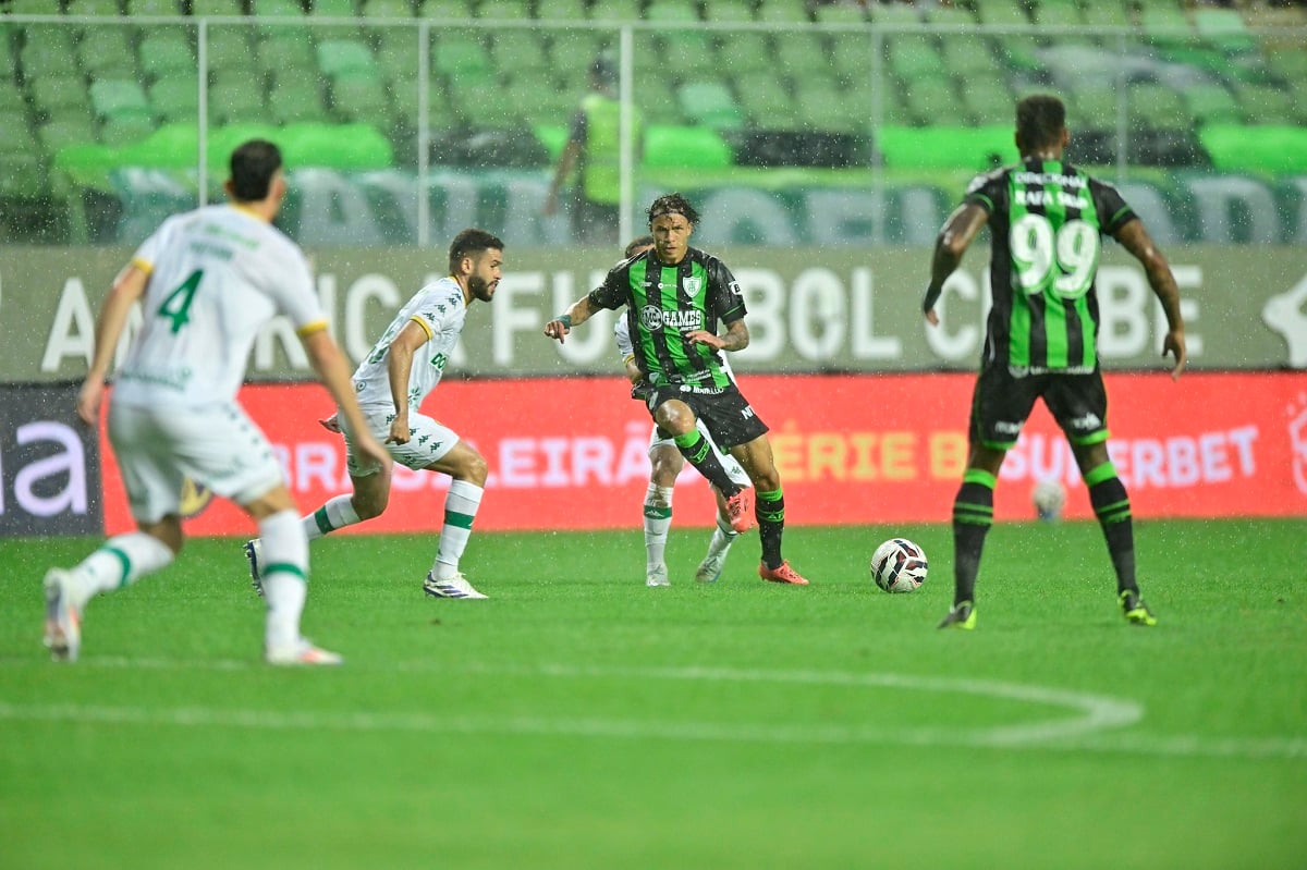 Lance de América-MG x Cuiabá. Imagem: Mourão Panda/América-MG Lance de América-MG x Cuiabá. Imagem: Mourão Panda/América-MG