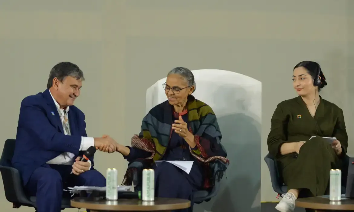 Marina Silva defende combate conjunto à fome e crise climática