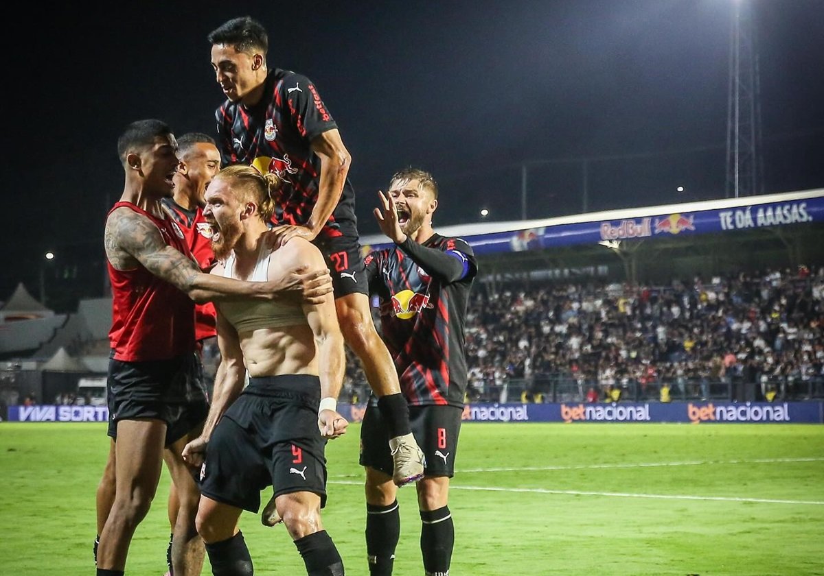 São Paulo x Bragantino: onde assistir, horário e escalações pelo Brasileirão 2025. Imagem: Ari Ferreira/RB Bragantino São Paulo x Bragantino: onde assistir, horário e escalações pelo Brasileirão 2025. Imagem: Ari Ferreira/RB Bragantino