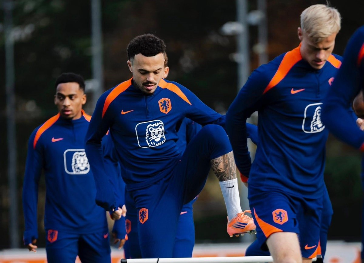 Polônia x Holanda: onde assistir, escalações e tudo sobre o duelo decisivo das Eliminatórias Europeias da Copa de 2026. Imagem: OnsOrange Polônia x Holanda: onde assistir, escalações e tudo sobre o duelo decisivo das Eliminatórias Europeias da Copa de 2026. Imagem: OnsOrange