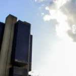 Selic deve ser mantida em 15% na penúltima reunião do Copom