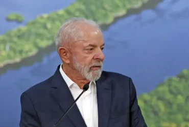 Tarifa suspensa aproxima Brasil e EUA em novo gesto diplomático