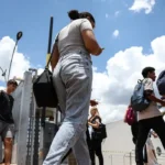 Enem movimenta candidatos no DF com sol forte e chegada antecipada