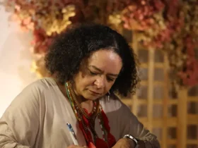 ABL recebe Ana Maria Gonçalves como primeira mulher negra imortal