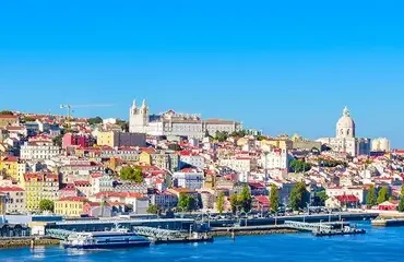 Xenofobia suspeita em caso de agressão a menino no exterior