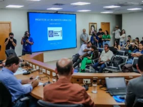 Assembleia discute orçamento 2026 com foco em projeções