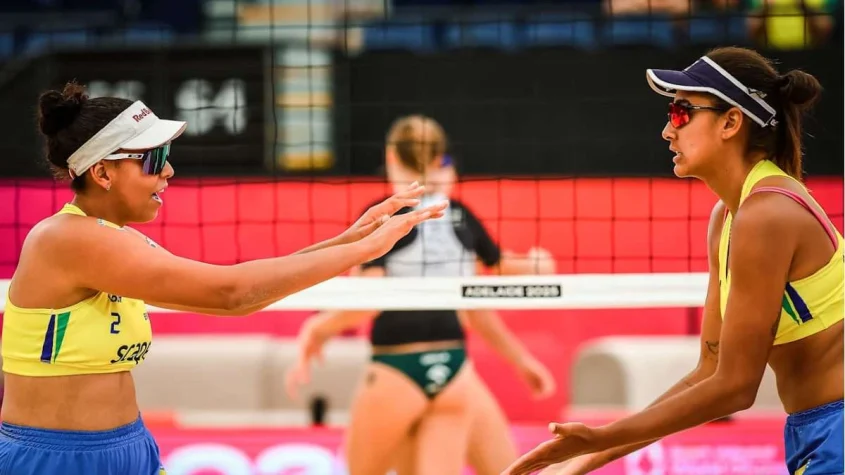 Brasil avança com seis duplas ao mata-mata do Mundial de vôlei de praia