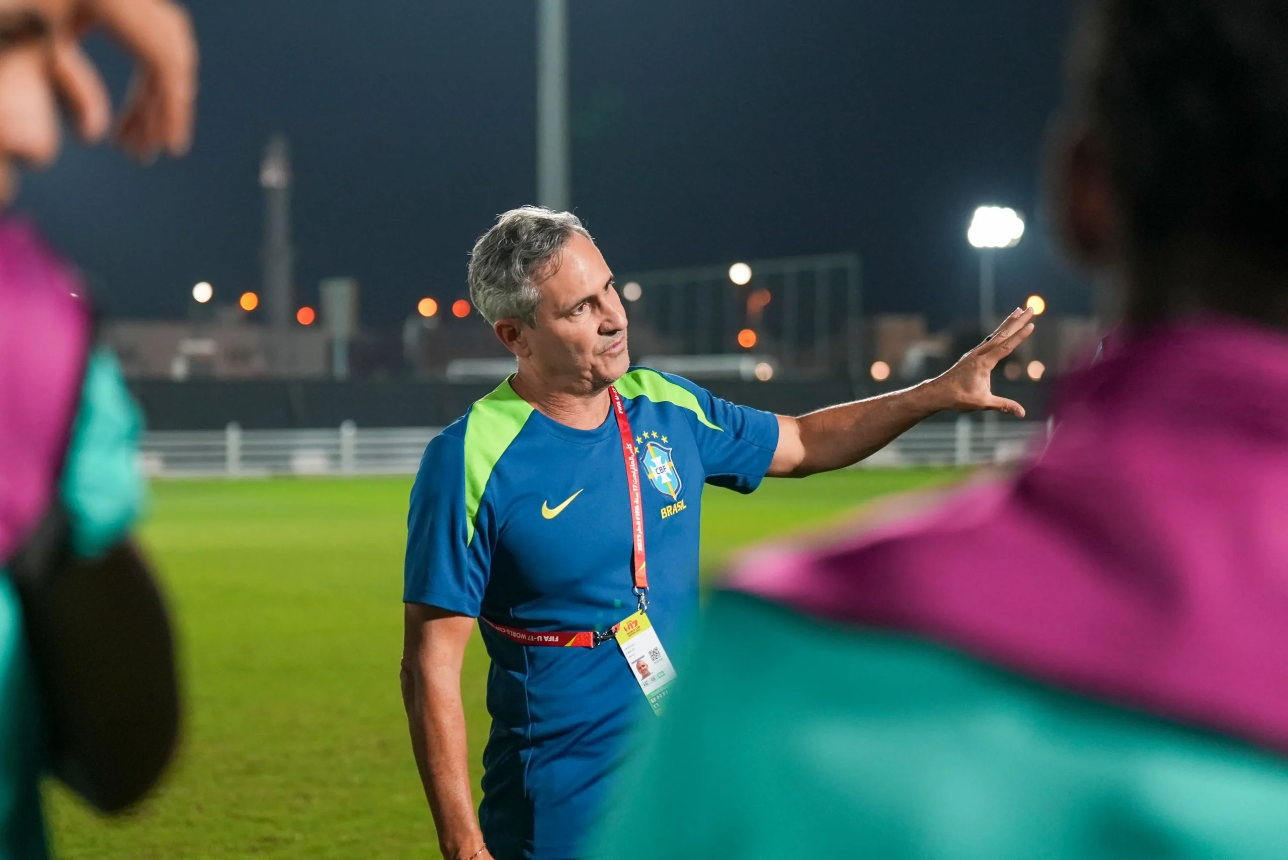 Carlos Eduardo Patetuci pede foco total contra o Paraguai