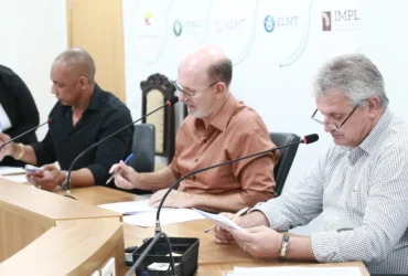 Comissão avança proposta sobre IPVA e analisa LOA 2026