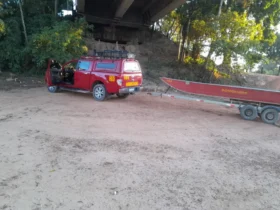 Adolescente e menina morrem após carro cair em rio em Sinop