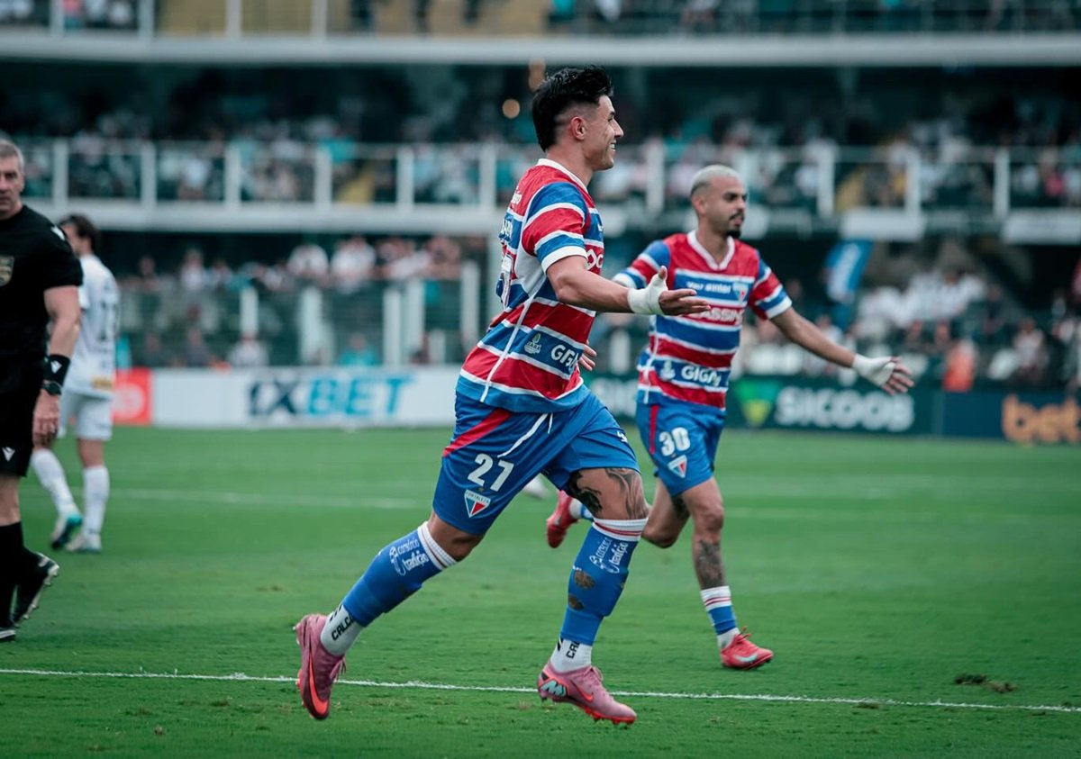 Ceará x Fortaleza ao vivo: onde assistir, escalações e tudo sobre o Clássico-Rei no Brasileirão 2025. Imagem: Mateus Lotif FEC